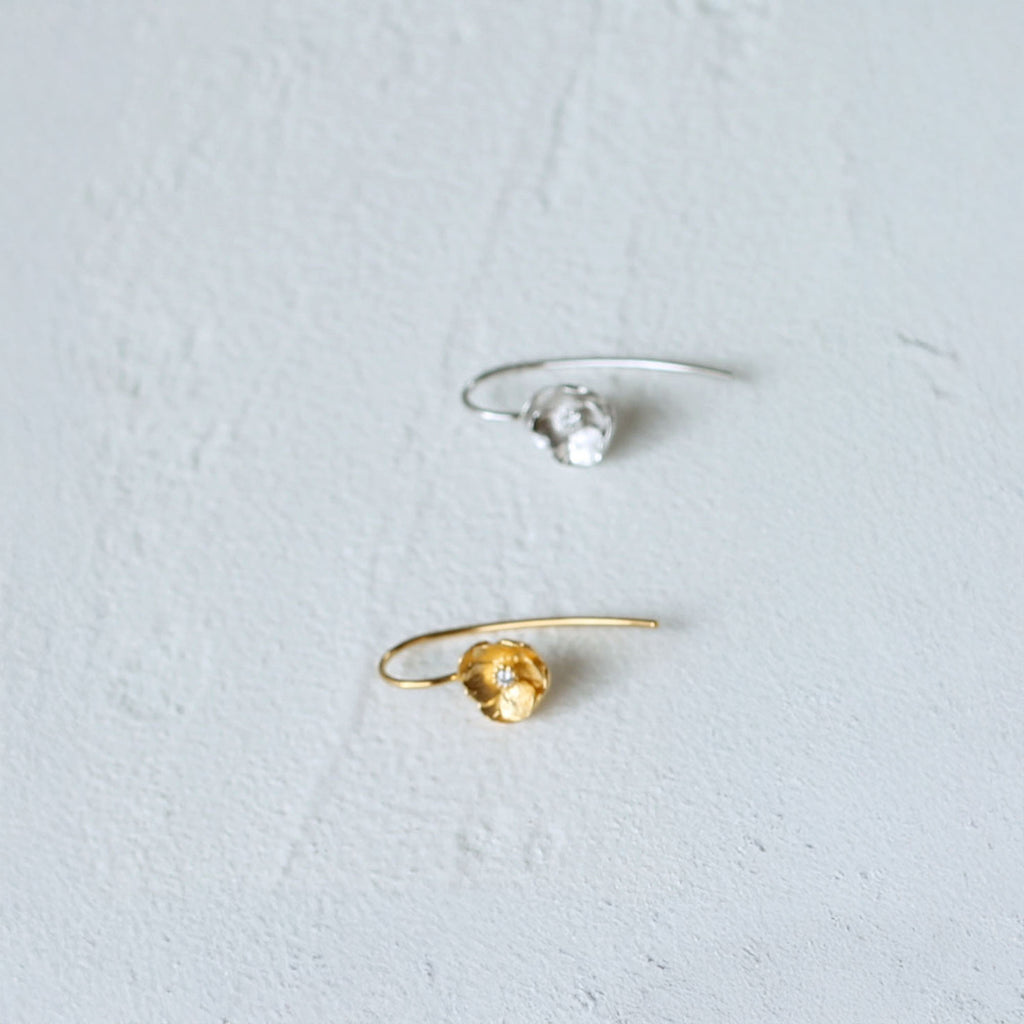 KOM- 002  Anemone pierce