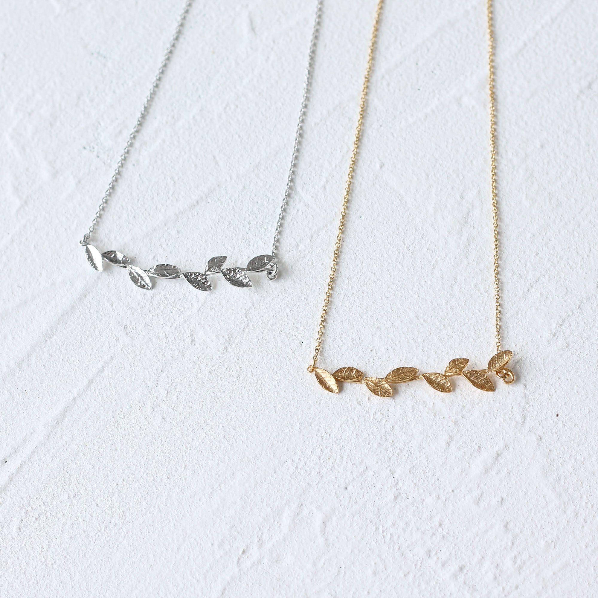 KOM- 005  Leaf Neckless