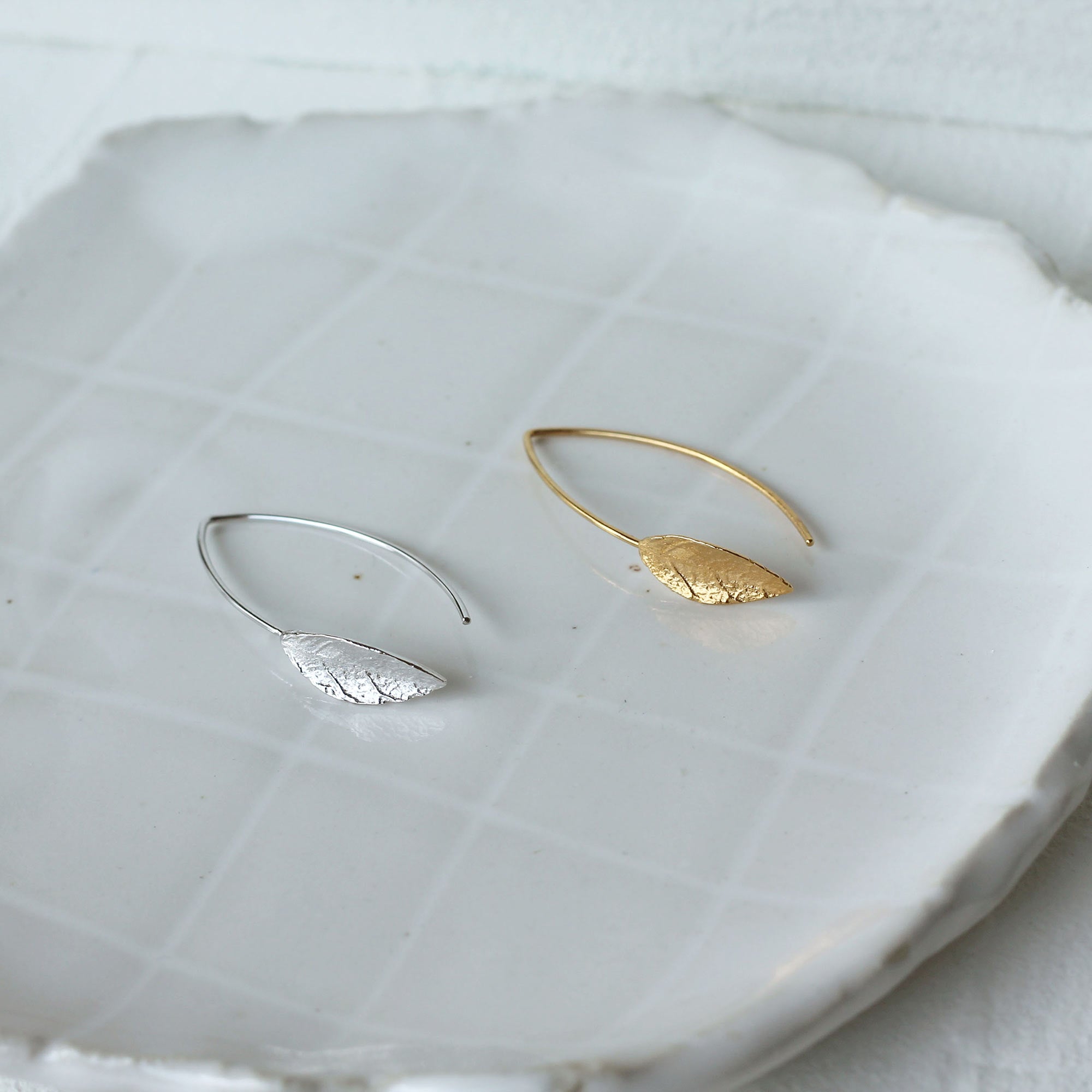 KOM- 006  Leaf Pierce